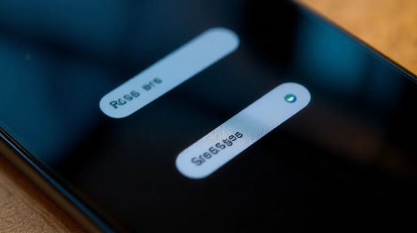 RCS vs SMS : ce qui rend le nouveau format controversé
